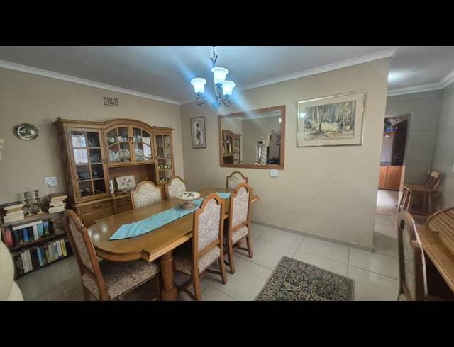 4 BEDROOM HOUSE FOR SALE IN RANT-EN-DAL